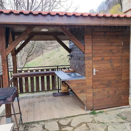 терасите - къща 2 * リバリツァ